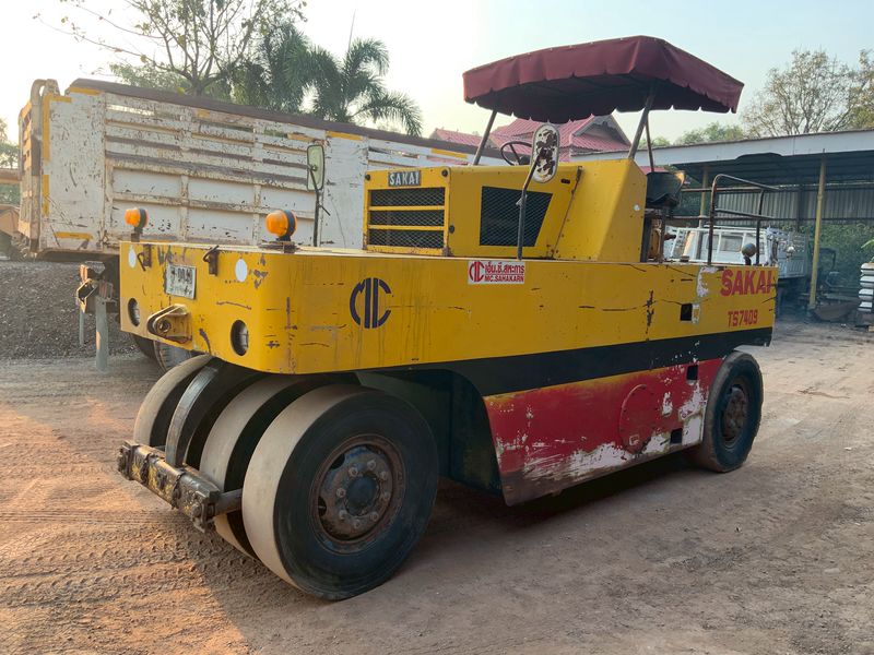 ขายรถบด9ล้อSAKAI TS7409 เอกสารเล่มทะเบียน ราคามา330,000฿ โทร0867379991อ๊อฟ พิจิตร ขายรถบด9ล้อSAKAI TS7409 เอกสารเล่มทะเบียน ราคามา330,000฿ โทร0867379991อ๊อฟ พิจิตร