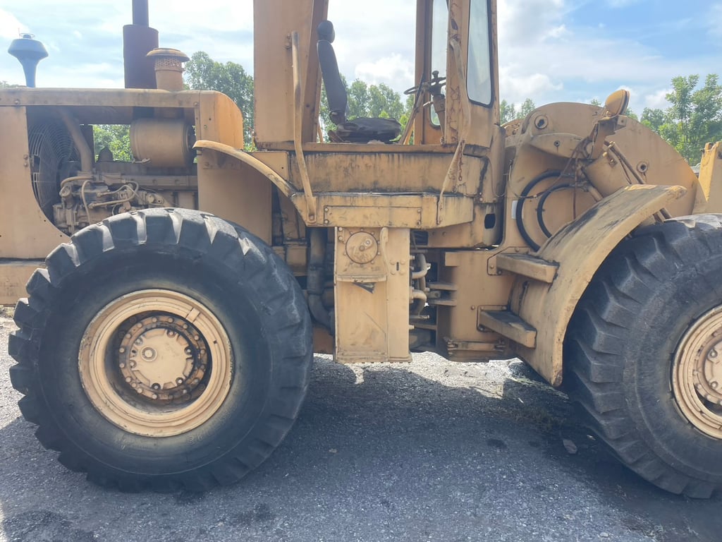 ขายรถตักCAT966Cรถพร้อมใช้ ราคา370,000฿โทร086739991อ๊อฟ พิจิตร ขายรถตักCAT966Cรถพร้อมใช้ ราคา370,000฿โทร086739991อ๊อฟ พิจิตร