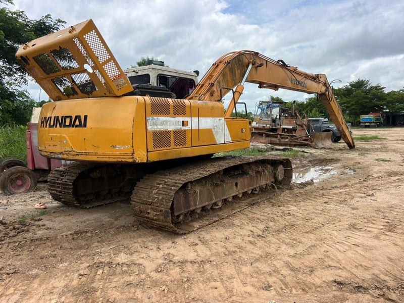 ขายบูมยาว18เมตรแท้ ได้ครบชุดกระบอก4อัน แต่ขาดบุ๋งกี๋ยางเดี่ยวมีโตงเต๋งให้ด้วยครับ โคลนบูนยาว70CM ราคา250,000฿โทร0867379991อ๊อฟ พิจิตร 