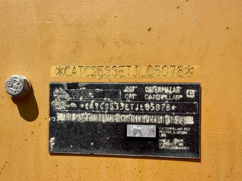 ขายรถบดล้อเรียบCAT CS533E เป็น2เพลาพร้อมใช้ ราคา900,000฿โทร0867379991อ๊อฟ พิจิตร ขายรถบดล้อเรียบCAT CS533E เป็น2เพลาพร้อมใช้ ราคา900,000฿โทร0867379991อ๊อฟ พิจิตร