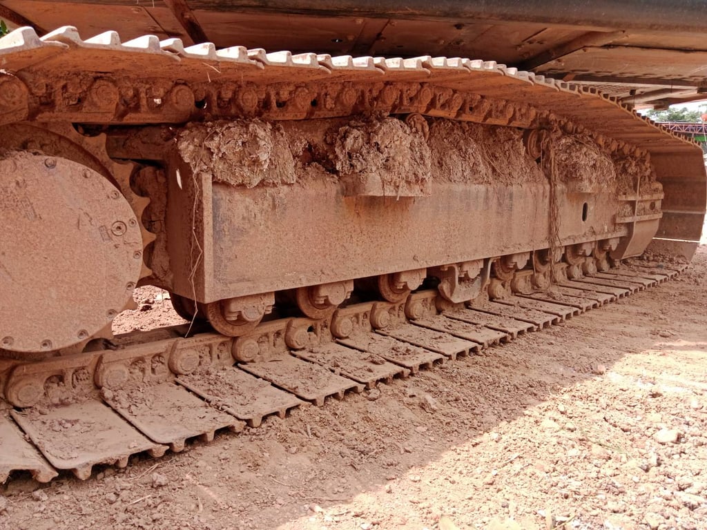 ขายSANY SY215Cปี68ทำงาน 3,710hrเอกสารเล่มทะเบียน ราคา1,500,000฿โทร0867379991อ๊อฟ พิจิตร ขายSANY SY215Cปี68ทำงาน 3,710hrเอกสารเล่มทะเบียน ราคา1,500,000฿โทร0867379991อ๊อฟ พิจิตร