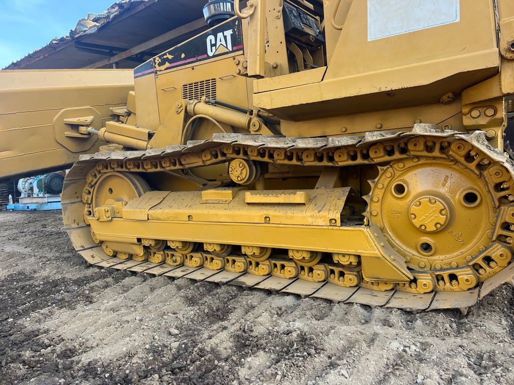 ขายเเทรกเตอร์CAT D5Cตีนไก่ เอกสารเล่มทะเบียน ราคา480,000฿โทร0867379991อ๊อฟ พิจิตร ขายเเทรกเตอร์CAT D5Cตีนไก่ เอกสารเล่มทะเบียน ราคา480,000฿โทร0867379991อ๊อฟ พิจิตร