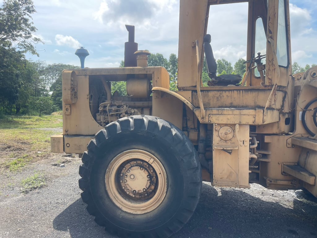 ขายรถตักCAT966Cรถพร้อมใช้ ราคา370,000฿โทร086739991อ๊อฟ พิจิตร ขายรถตักCAT966Cรถพร้อมใช้ ราคา370,000฿โทร086739991อ๊อฟ พิจิตร