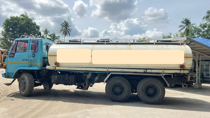 ขายรถน้ำISUZU195hpปี39ขนาด15,000ลิตร2เพลาราคา470,000฿โทร0867379991อ๊อฟ พิจิตร 