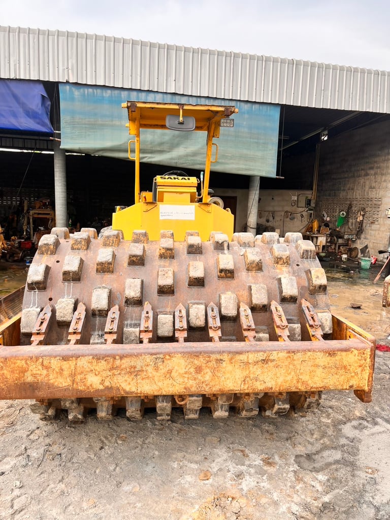 ขายSAKAI SV500TF เป็น2เพลา2เปลือกเรียบหุ้มหนาม เอกสารเล่มทะเบียน ราคา750,000฿โทร0867379991อ๊อฟ พิจิตร ขายSAKAI SV500TF เป็น2เพลา2เปลือกเรียบหุ้มหนาม เอกสารเล่มทะเบียน ราคา750,000฿โทร0867379991อ๊อฟ พิจิตร