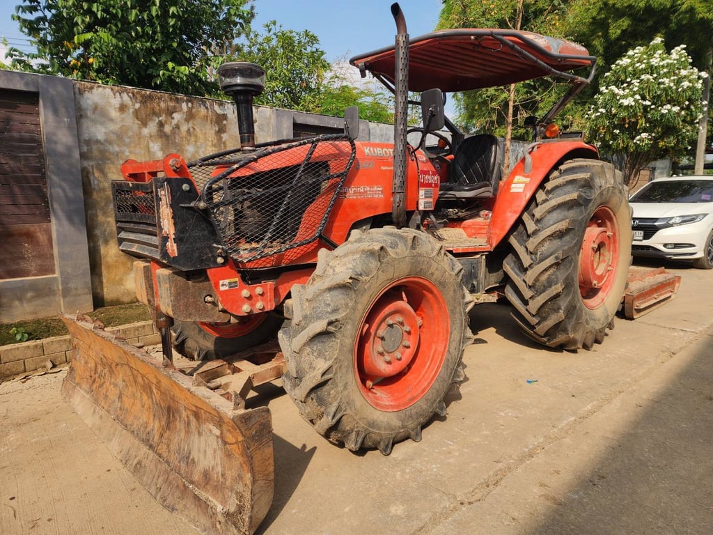 ฝากขายรถไถKUBOTA 8540 DTHปี57มีดันหน้า โรตารีเอกสารเล่มทะเบียน ราคา500,000฿ต่อรองโทร0867379991อ๊อฟ พิจิตร ฝากขายรถไถKUBOTA 8540 DTHปี57มีดันหน้า โรตารีเอกสารเล่มทะเบียน ราคา500,000฿ต่อรองโทร0867379991อ๊อฟ พิจิตร