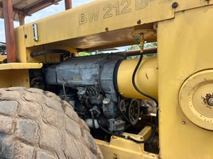 ขายรถบดBOMAG BW212D-2เป็น2เพลา เอกสารใบซื้อขาย ราคา330,000฿โทร0867379991อ๊อฟ พิจิตร ขายรถบดBOMAG BW212D-2เป็น2เพลา เอกสารใบซื้อขาย ราคา330,000฿โทร0867379991อ๊อฟ พิจิตร