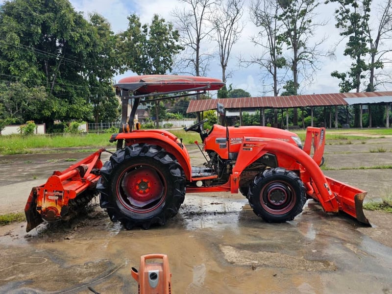 ฝากขายรถไถKUBOTA 4708SR1,838hrมีดันหน้าและโรตรี่ ราคา295,000฿ โทร0867379991อ๊อฟ พิจิตร 
