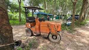 ขายรถบดSakai tw350 ขนาด3ตัน ราคา170,000฿โทร0867379991อ๊อฟ พิจิตร 