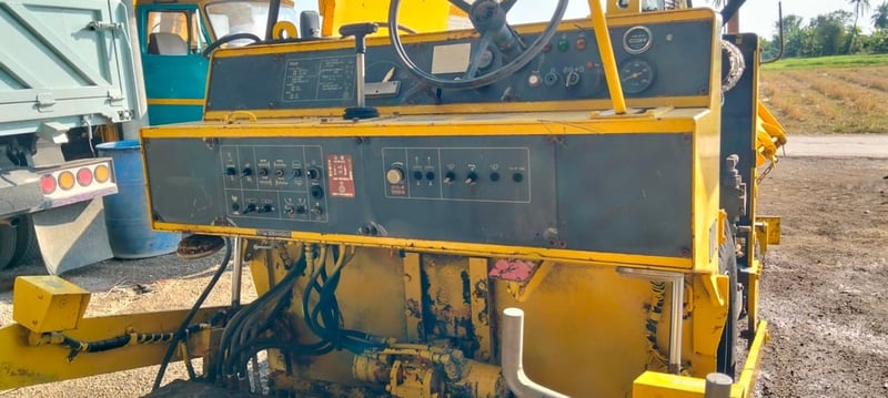 ขายรถปูยางSUMITOMO A-25Wปูยางกว้าง3เมตรเอกสารใบซื้อขาย ราคา290,000฿โทร0867379991อ๊อฟ พิจิตร ขายรถปูยางSUMITOMO A-25Wปูยางกว้าง3เมตรเอกสารใบซื้อขาย ราคา290,000฿โทร0867379991อ๊อฟ พิจิตร