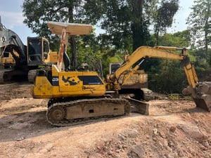 ขายKOMATSU PC30-6พร้อมใช้ ราคา120,000฿โทร0867379991อ๊อฟ พิจิตร 