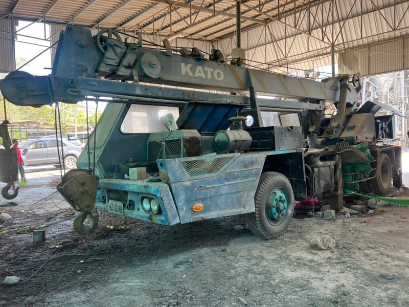 ขายรถเครนKATO NK110Hขนาด11ตัน6ล้อพร้อมใช้ราคา200,000฿โทร0867379991อ๊อฟ พิจิตร 