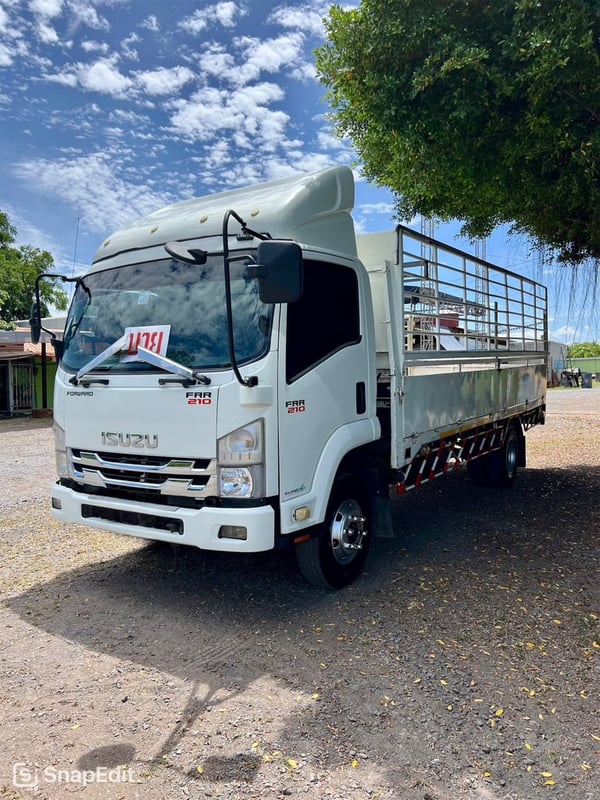 ฝากขายISUZU 210hpปี56กระบะคาโก้มีคอกเสริม พร้อมใช้ ราคา650,000฿โทร0867379991อ๊อฟ พิจิตร 