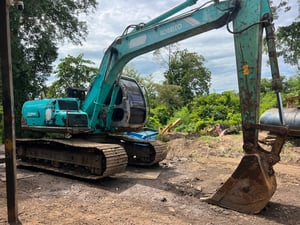 ขายKOBELCO SK120M5LCพร้อมใช้ราคา310,000฿ โทร0867379991อ๊อฟ พิจิตร 