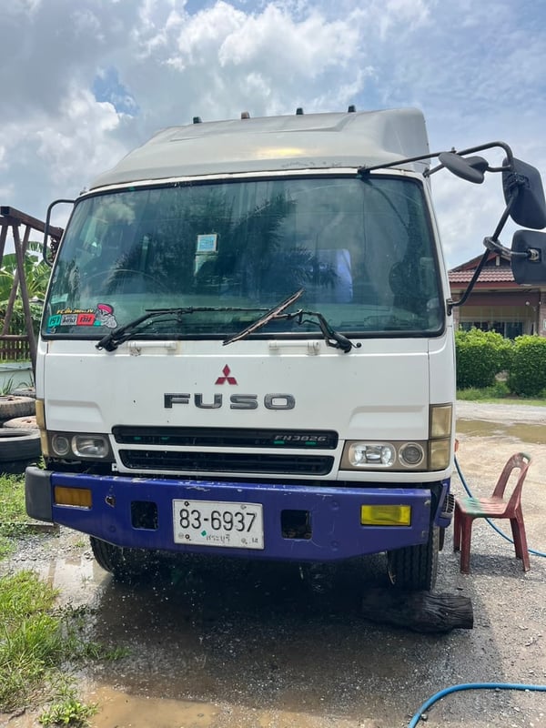 ขายหัวลากMITSUBISHI FN627 260hpปี49ขาดเครื่องกับเกียร์ ราคา220,000฿ต่อรอง โทร0867379991อ๊อฟ พิจิตร