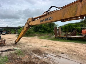 ขายบูมยาว18เมตรแท้ ได้ครบชุดกระบอก4อัน แต่ขาดบุ๋งกี๋ยางเดี่ยวมีโตงเต๋งให้ด้วยครับ โคลนบูนยาว70CM ราคา250,000฿โทร0867379991อ๊อฟ พิจิตร 