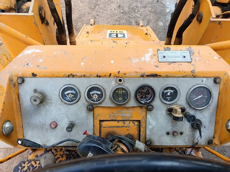 ขายรถตักCAT910พร้อมใช้ ราคา350,000฿โทร0867379991อ๊อฟ พิจิตร ขายรถตักCAT910พร้อมใช้ ราคา350,000฿โทร0867379991อ๊อฟ พิจิตร