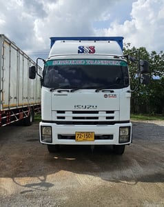 ISUZU FTR 240แรงม้า รถบรรทุก 6ล้อ ตู้แห้ง ปี2013 เลขไมล์ 679,730 กม. สนใจโทรสอบถามได้เลยค่ะ