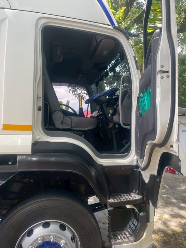 ขายดาวน์ ISUZU FTR รถบรรทุก 6ล้อ ตู้แห้ง ปี2023 เลขไมล์ 191,800 กม.