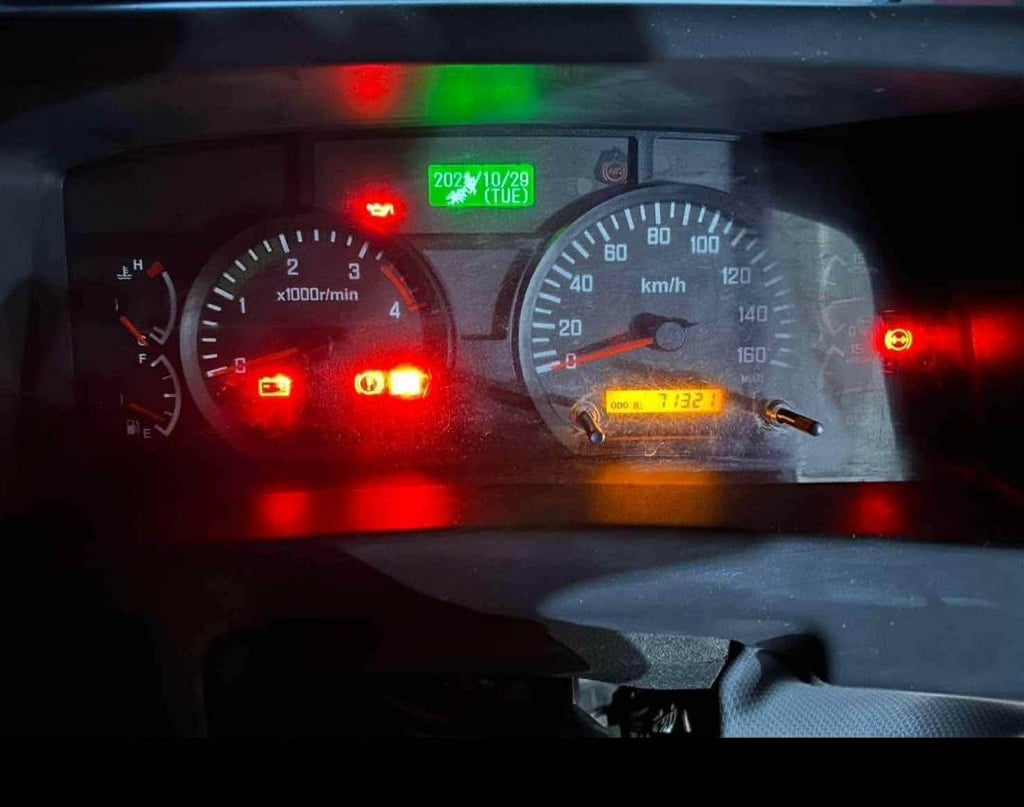 ISUZU FTR รถบรรทุก 6ล้อ ดั้มพ์ ปี2020 เลขไมล์น้อยกว่า 100,000 กม. (จดประกอบ) ISUZU FTR รถบรรทุก 6ล้อ ดั้มพ์ ปี2020 เลขไมล์น้อยกว่า 100,000 กม. (จดประกอบ)