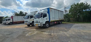 ISUZU FTR 240แรงม้า รถบรรทุก 6ล้อ ตู้แห้ง ปี2013 เลขไมล์ 679,730 กม. สนใจโทรสอบถามได้เลยค่ะ