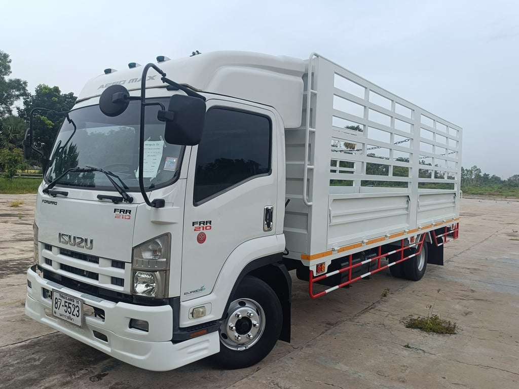 ISUZU FRR 210แรงม้า รถบรรทุก 6ล้อ กระบะเหล็ก ปี2014 ISUZU FRR 210แรงม้า รถบรรทุก 6ล้อ กระบะเหล็ก ปี2014