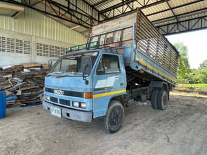 ขายรถ 6 ล้อ NPR 115 แรงม้า รถห้างแท้ 