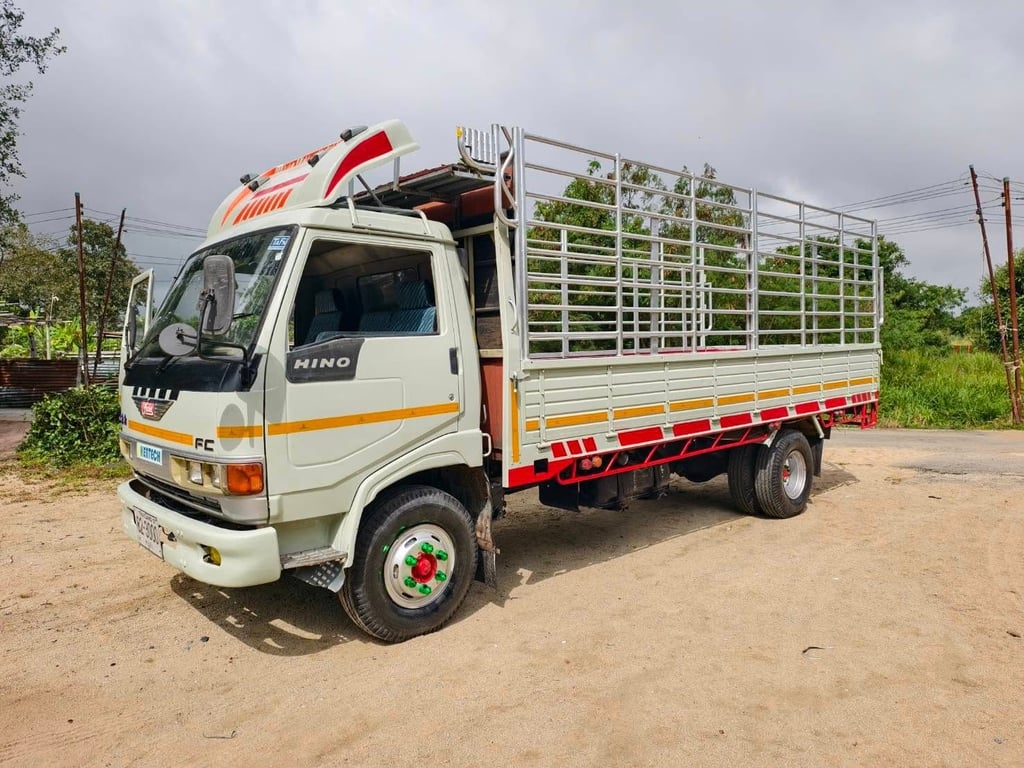HINO FC รถบรรทุก 6ล้อ กระบะคอกสูง ปี1998