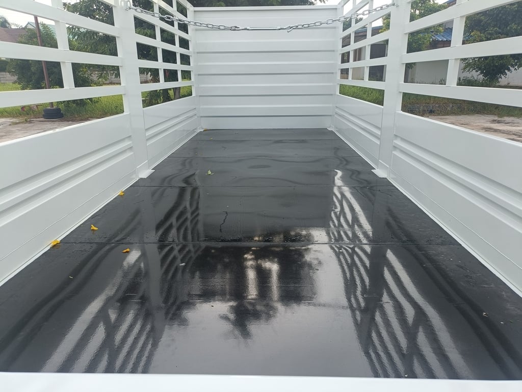 ISUZU FRR 210แรงม้า รถบรรทุก 6ล้อ กระบะเหล็ก ปี2014 ISUZU FRR 210แรงม้า รถบรรทุก 6ล้อ กระบะเหล็ก ปี2014