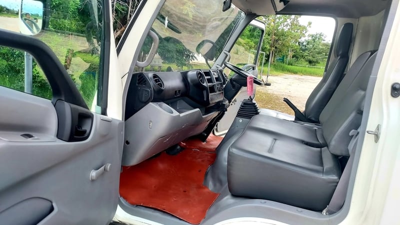 HINO XZU 150แรงม้า รถบรรทุก 6ล้อ กระบะคอกสูง ปี2016