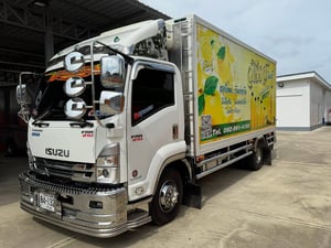 ISUZU FRR 210แรงม้า รถบรรทุก 6ล้อ ตู้เย็น ปี2022