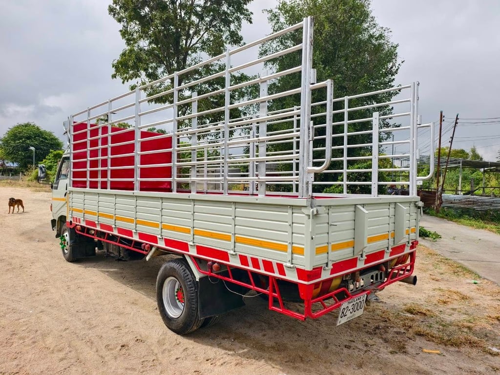 HINO FC รถบรรทุก 6ล้อ กระบะคอกสูง ปี1998