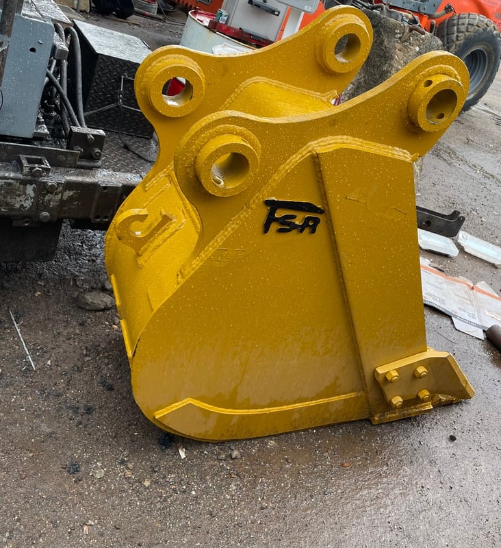 บุ้งกี๋ CAT320D ของใหม่ ราคาต่อรองได้ค่ะ บุ้งกี๋ CAT320D ของใหม่ ราคาต่อรองได้ค่ะ