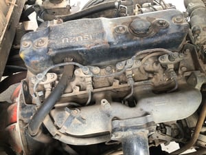 ขายเครื่อง ISUZU 4BE1 พร้อมเกียร์ มีหมายเลข