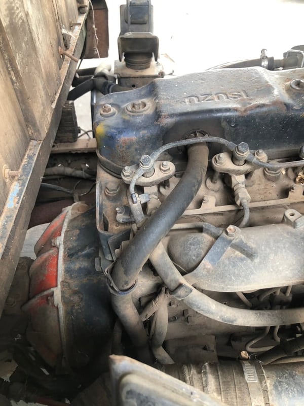 ขายเครื่อง ISUZU 4BE1 พร้อมเกียร์ มีหมายเลข