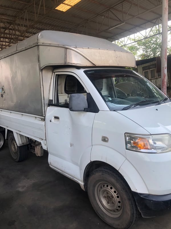 ขาย SUZUKI CARRY 1.6 เบนซินเดิมๆ พร้อมหลังคาสวยๆ
