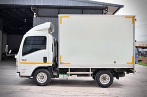 ISUZU NLR(4 ล้อไม่ติดเวลา)