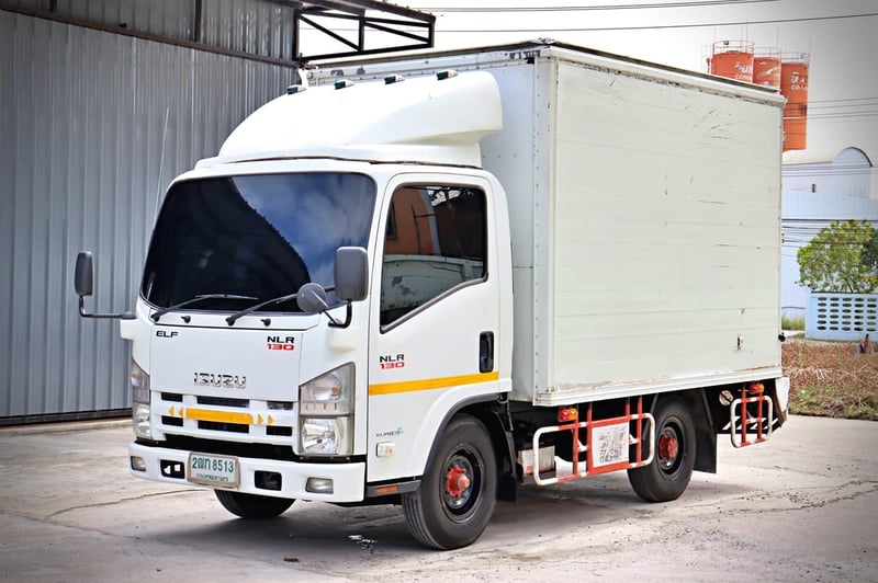 ISUZU NLR 130 แรง (4ล้อไม่1.9ติดเวลา)