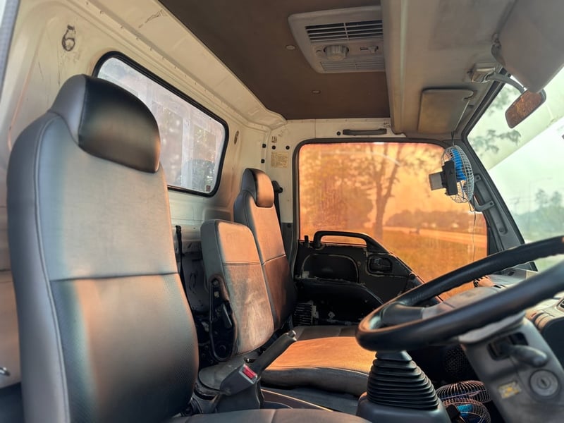ISUZU NPR 130แรง ปี50 กระบะใหม่ คอกใหม่