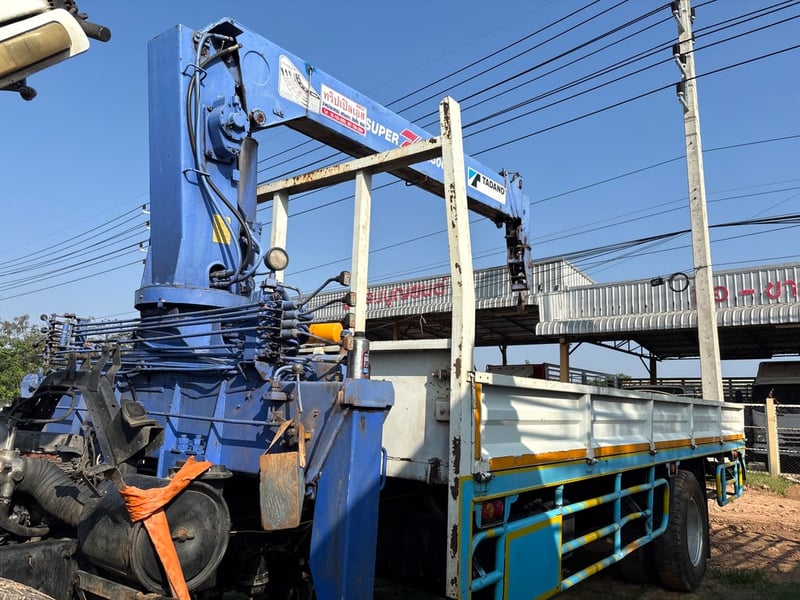 รถหกล้อเครน TADANO FTR 195แรง ปี48  7.50ม.