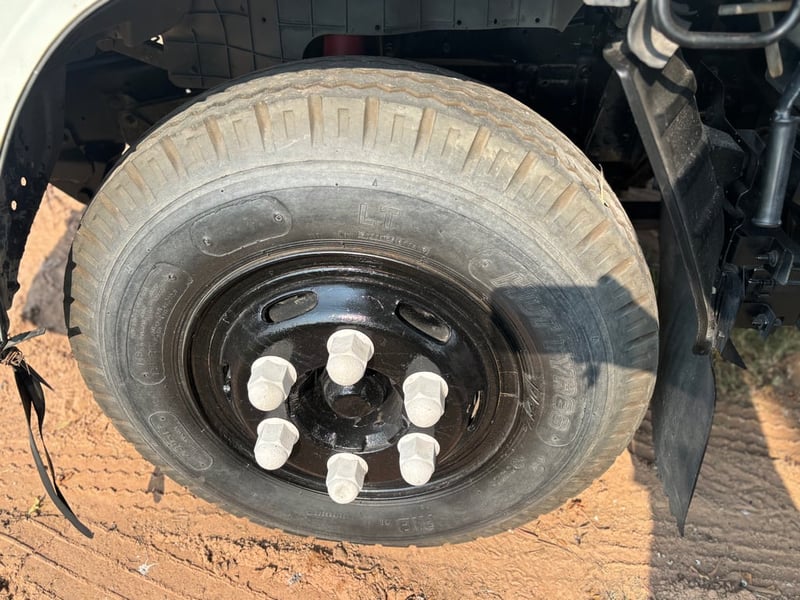 ISUZU NPR 130แรง ปี50 กระบะใหม่ คอกใหม่