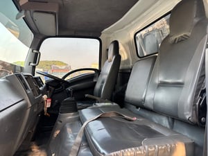 รถบรรทุก NQR 175 ปี56 5.60ม.