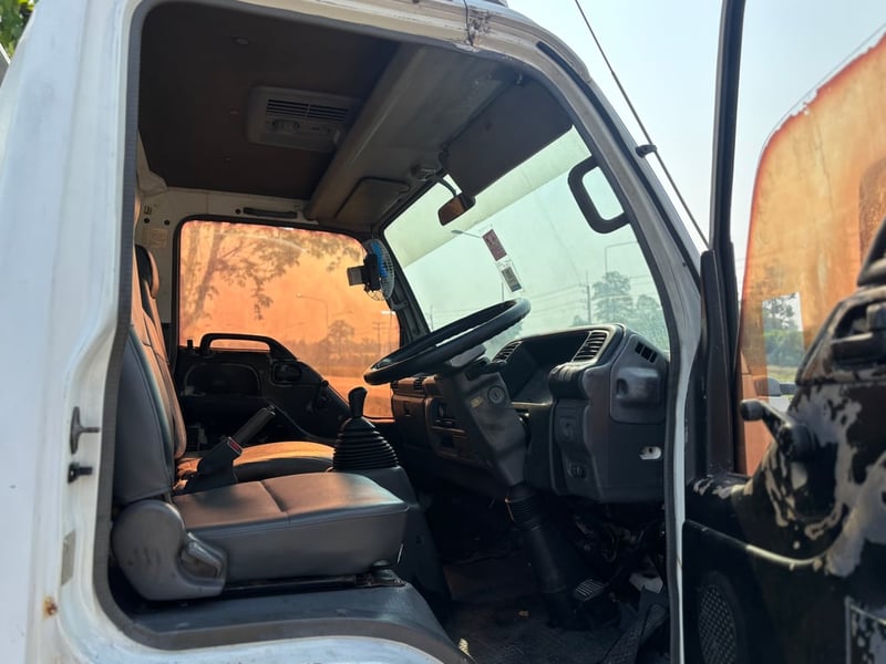 ISUZU NPR 130แรง ปี50 กระบะใหม่ คอกใหม่