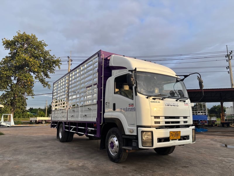 ISUZU FTR 240แรง ปี52 7.30ม. กระบะคอก
