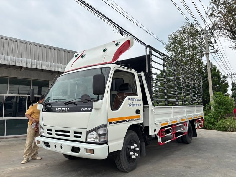 ISUZU NPR 130แรง ปี50 กระบะใหม่ คอกใหม่
