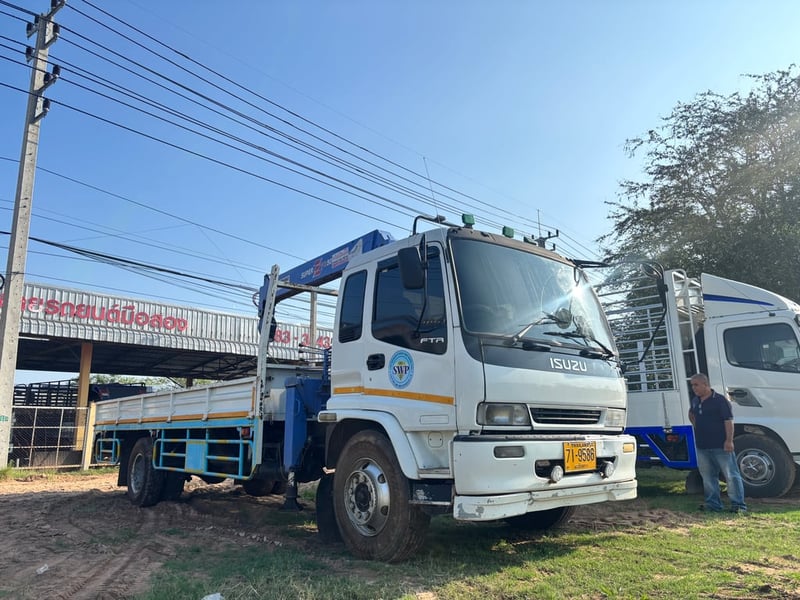 รถหกล้อเครน TADANO FTR 195แรง ปี48  7.50ม.