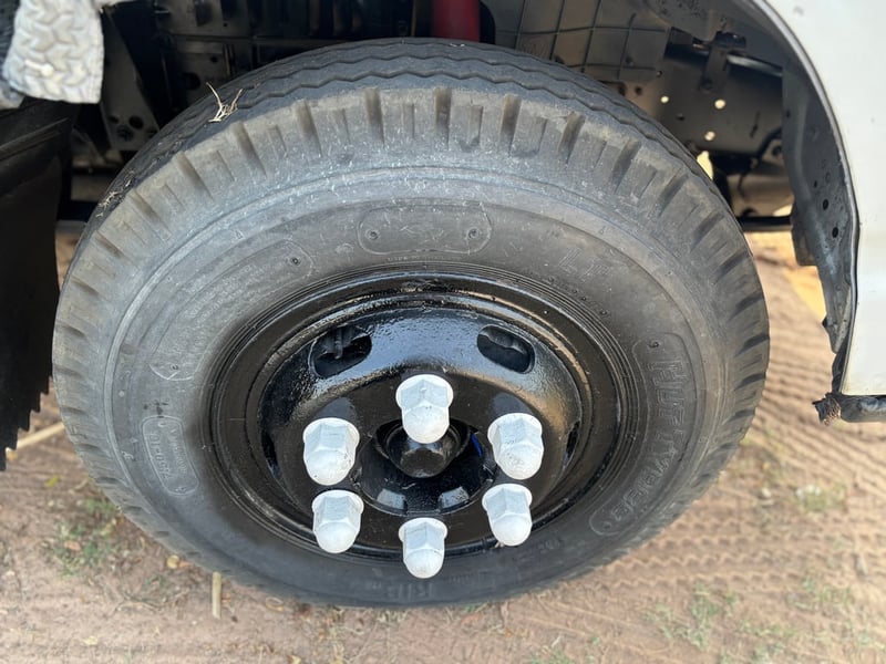 ISUZU NPR 130แรง ปี50 กระบะใหม่ คอกใหม่