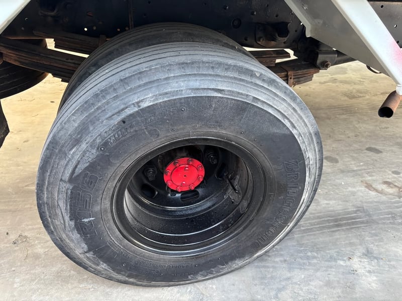 HINO NQR 175แรง ปี56 5.60ม.