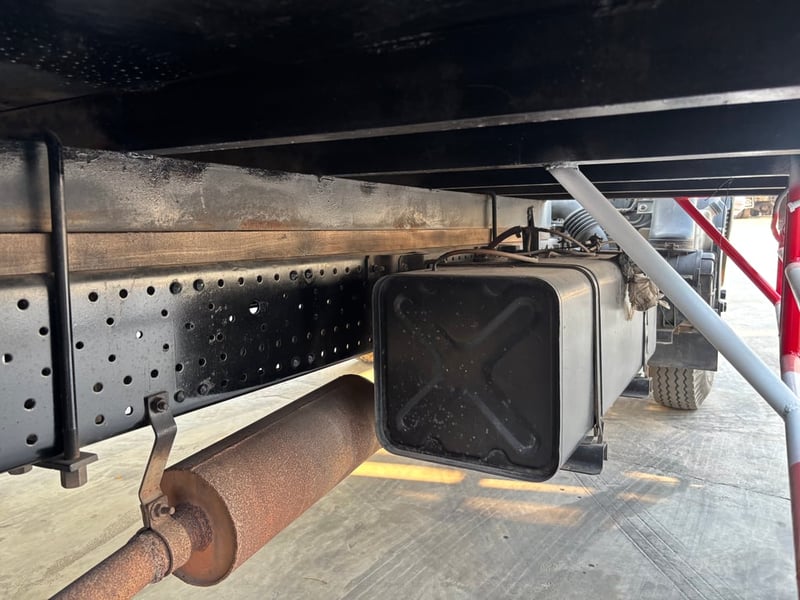 รถบรรทุก NQR 175 ปี56 5.60ม.