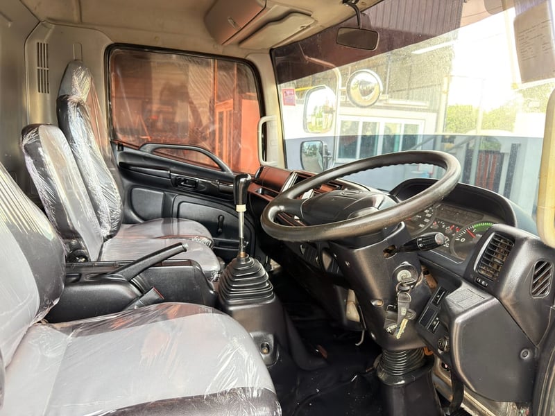6 ล้อ Hino FC9J 175 แรง ปี 54 เครื่องแน่นๆ ดั้มสวยๆ ภายในสวย เครื่องแน่นๆ รถพร้อมใช้งาน เอกสารพร้อมโอน